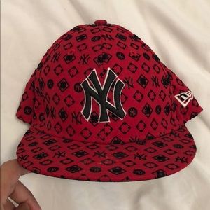 New York Yankees Men’s 7 1/8 New Era Fitted Cap